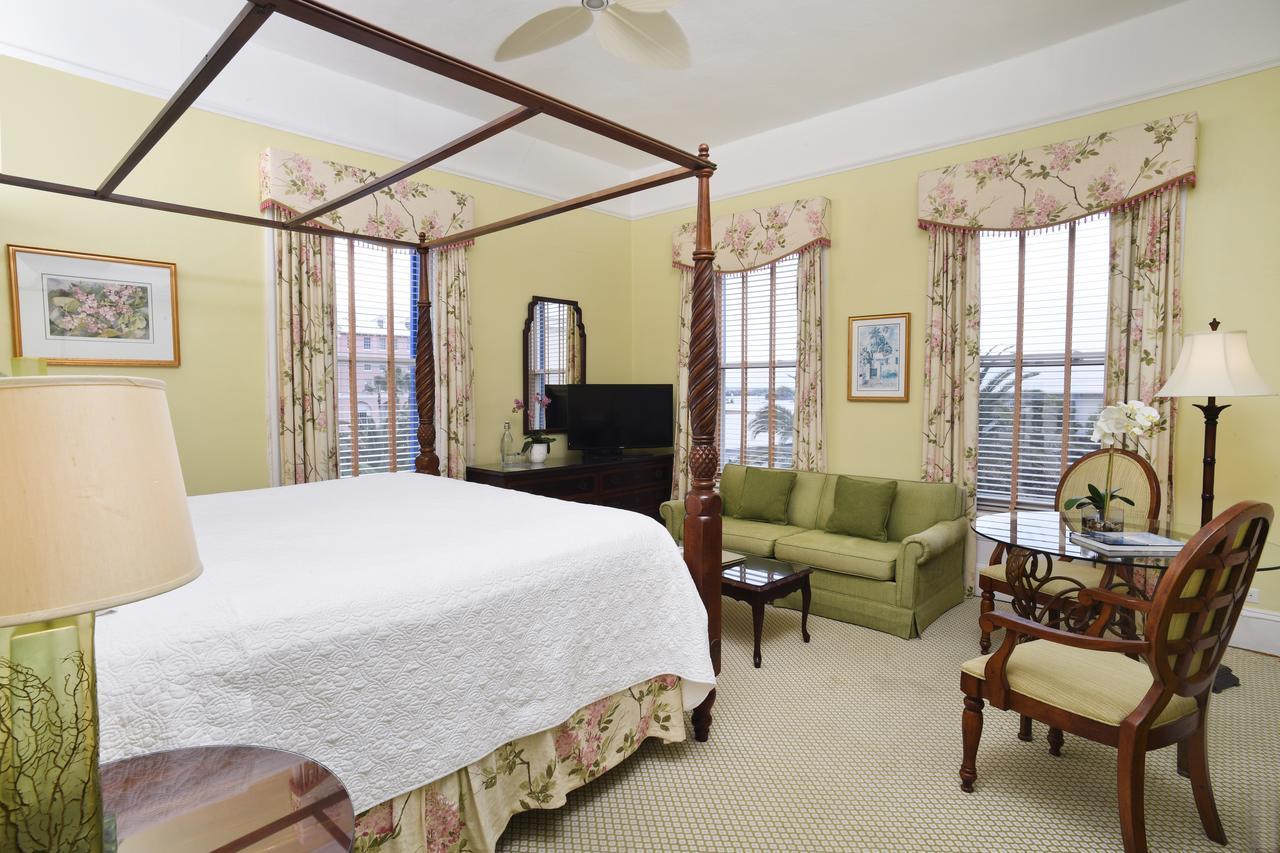 Rosedon Hotel Pembroke Eksteriør billede