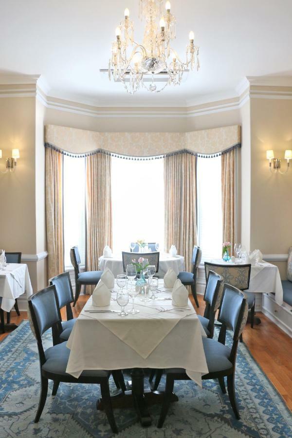 Rosedon Hotel Pembroke Eksteriør billede